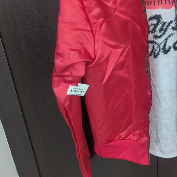 Women's Harley Quinn Suicide Squad Costume Jacket - Size Medium NWT - Picture 5 of 7